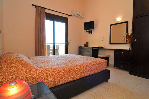 Golden Sunrise Apartments Chrysi Ammoudia Buitenkant foto